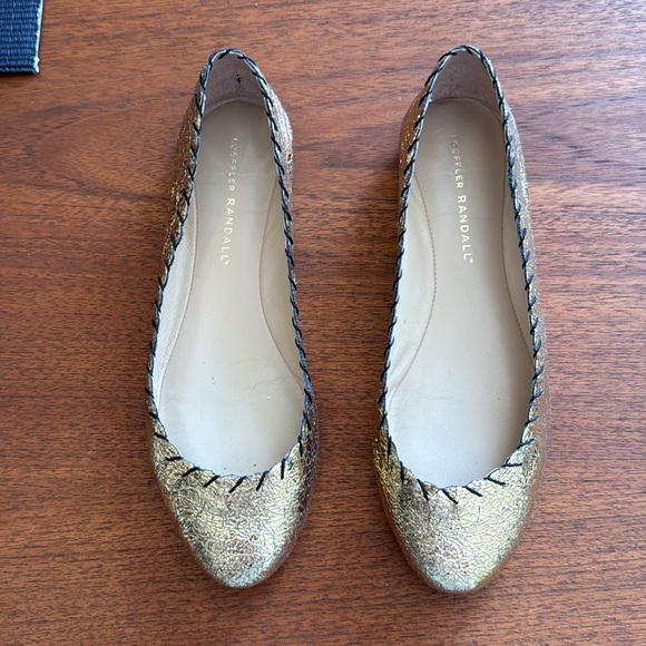Loeffler Randall ‘Karla’ Scalloped Ballet Flats in Crinkle Gold | Size 6.5 - Picture 1 of 6